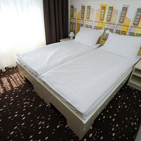 City Hotel Krško エクステリア 写真